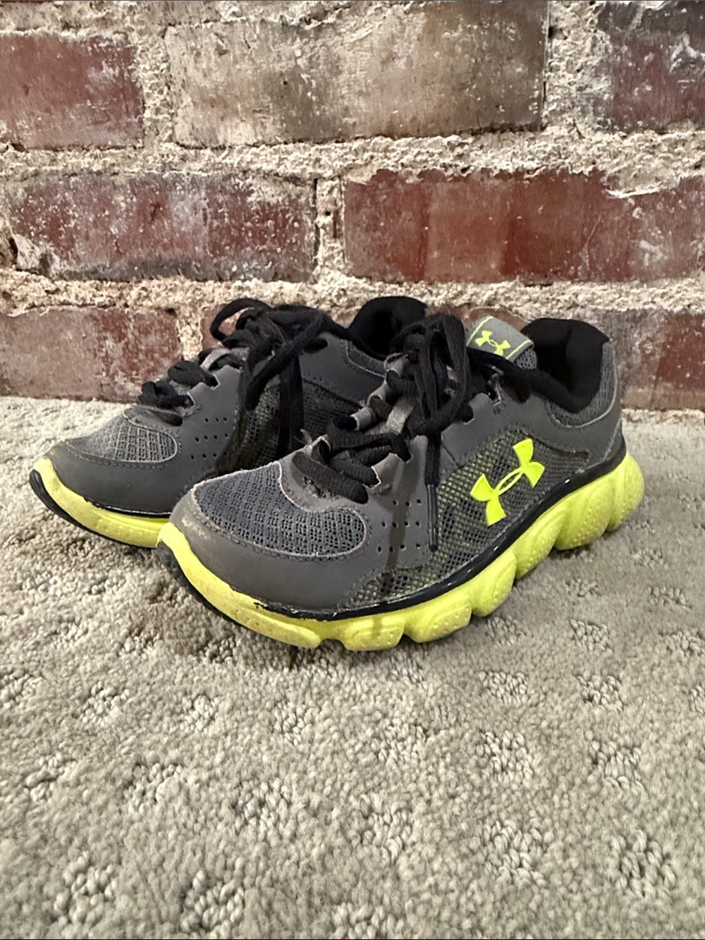 Under Armour Kids Black and Neon Yellow Athletic Sneakers